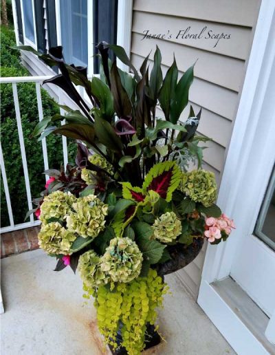 seasonal-flower-pots